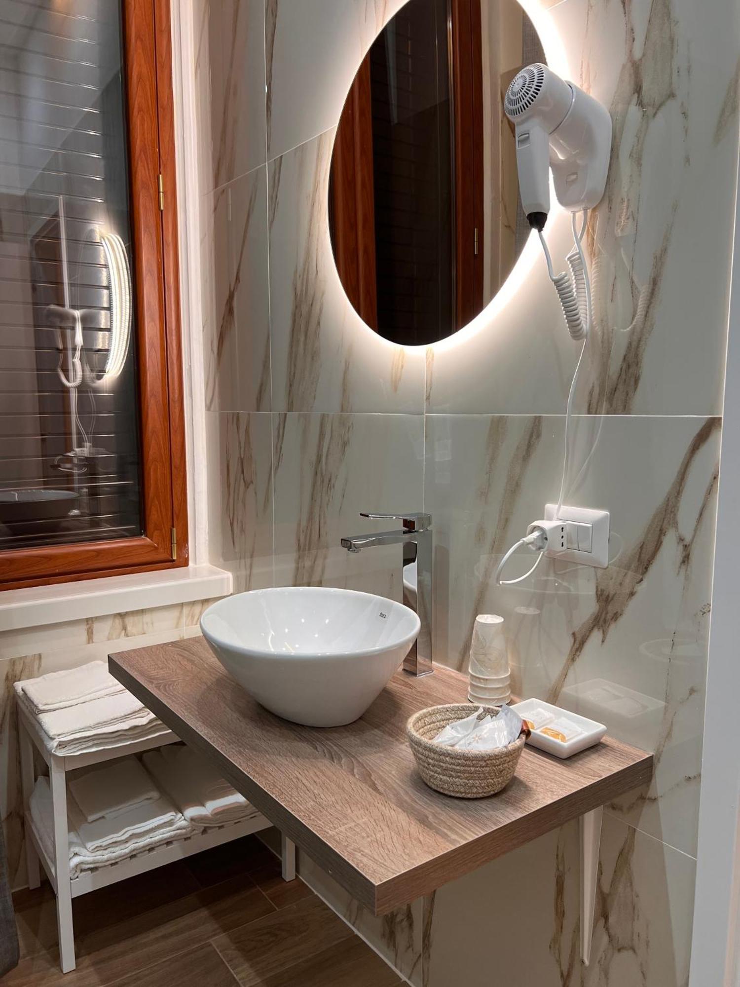 Hotel Astorya E' Napoli Extérieur photo